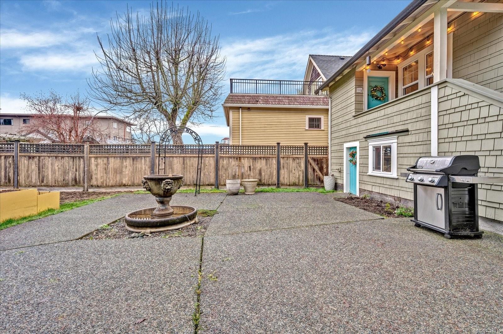 16 Irwin St, Nanaimo, BC