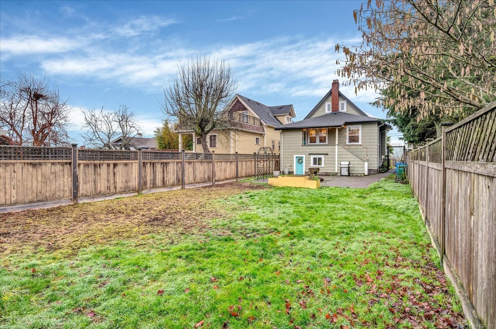 16 Irwin St, Nanaimo, BC