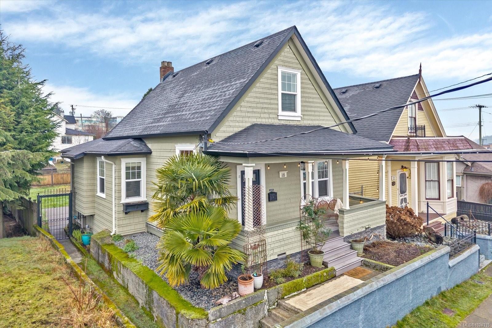 16 Irwin St, Nanaimo, BC