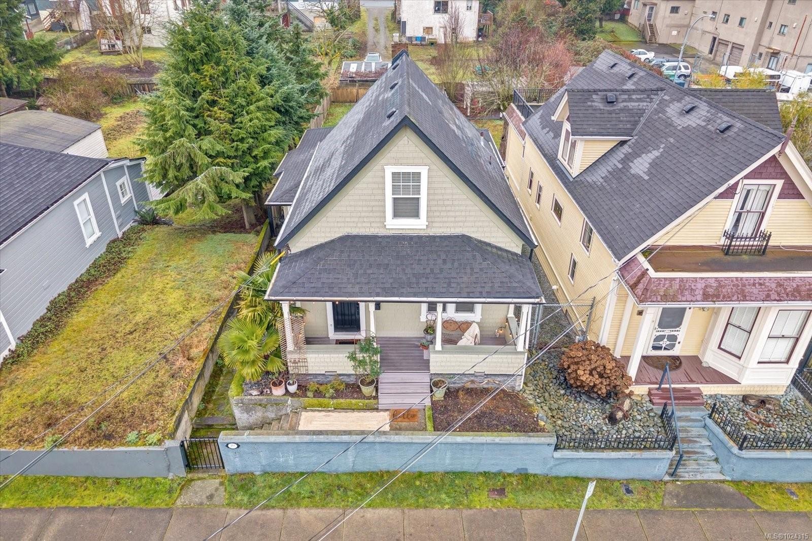 16 Irwin St, Nanaimo, BC