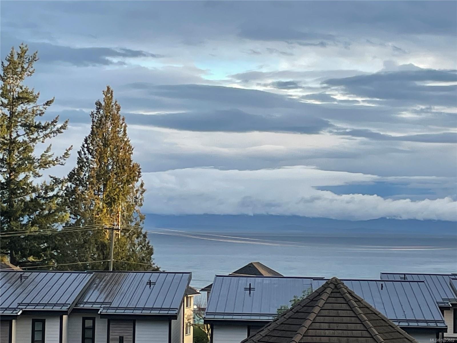 242-1175 Resort Dr, Parksville, BC - Outdoor With Body Of Water With View
