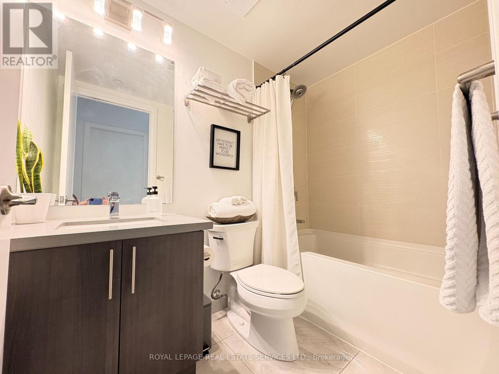 408 - 16 Mcadam Avenue, Toronto, ON - Indoor Photo Showing Bathroom
