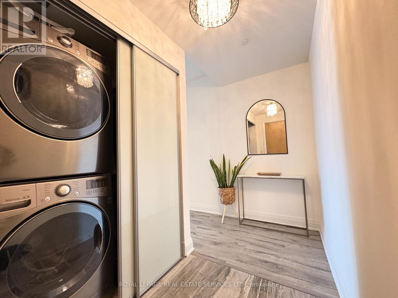 408 - 16 Mcadam Avenue, Toronto, ON - Indoor Photo Showing Laundry Room