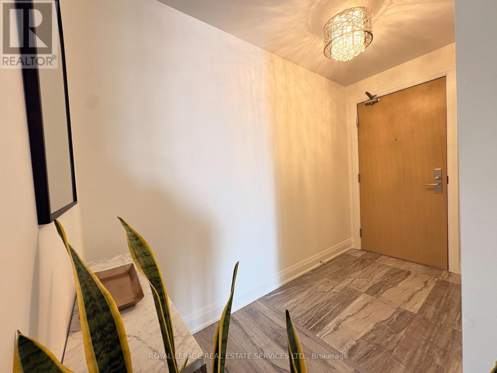 408 - 16 Mcadam Avenue, Toronto, ON - Indoor Photo Showing Other Room