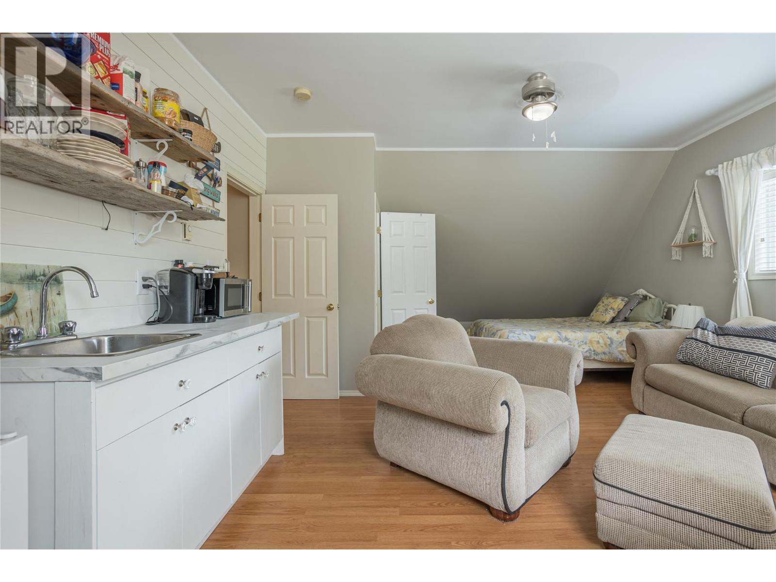 7704 97A Highway, Mara, BC