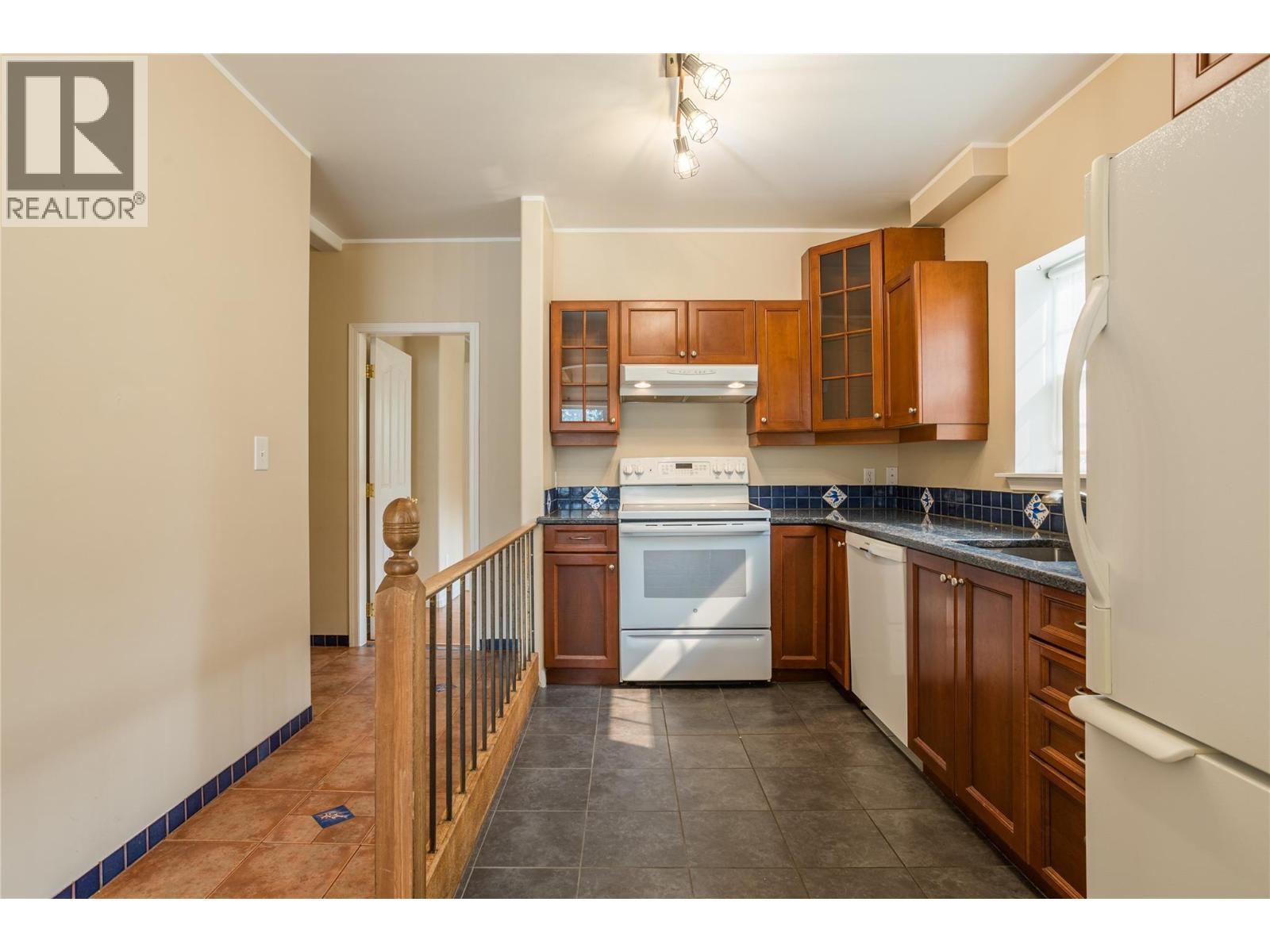 7704 97A Highway, Mara, BC