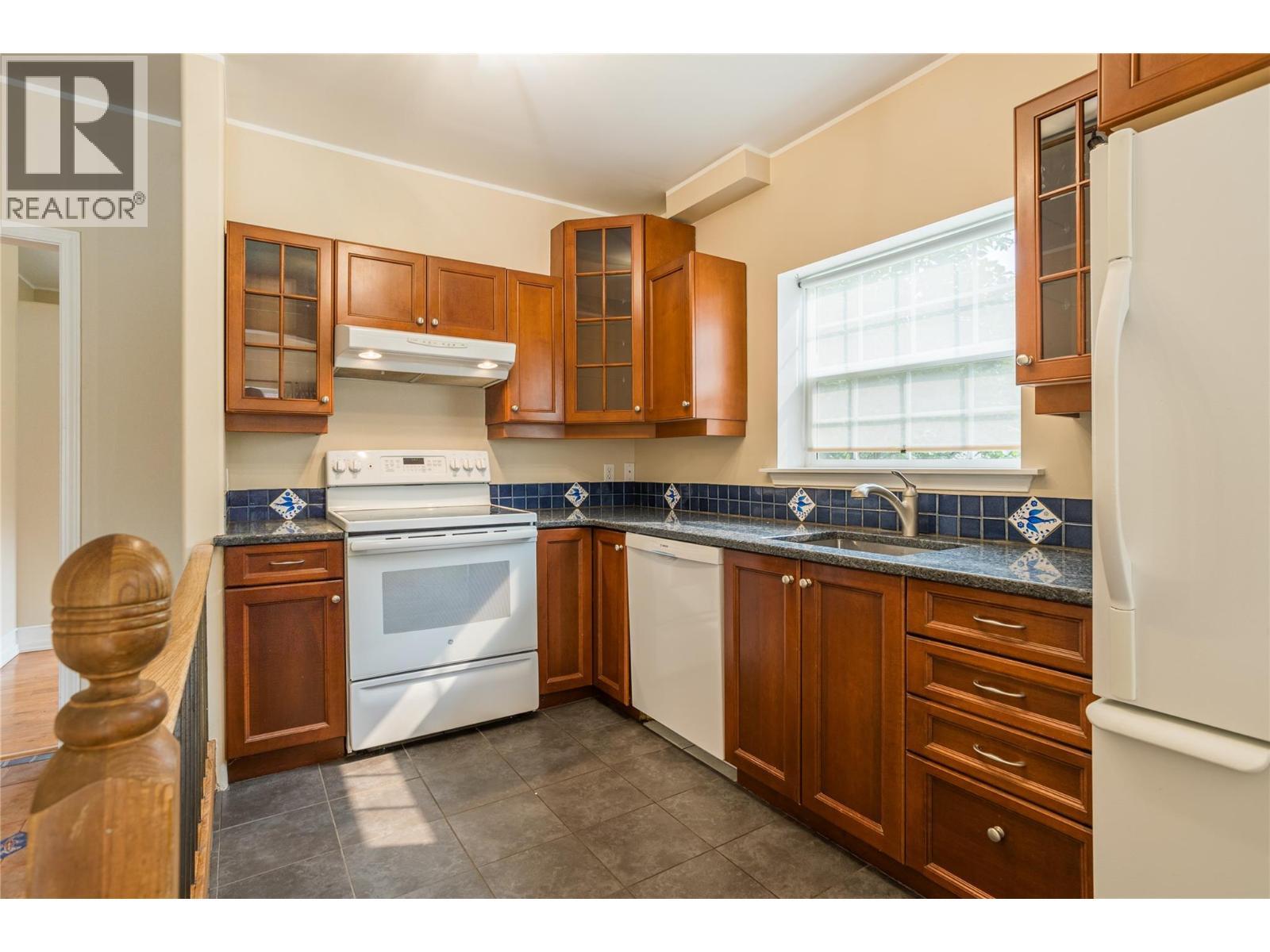 7704 97A Highway, Mara, BC