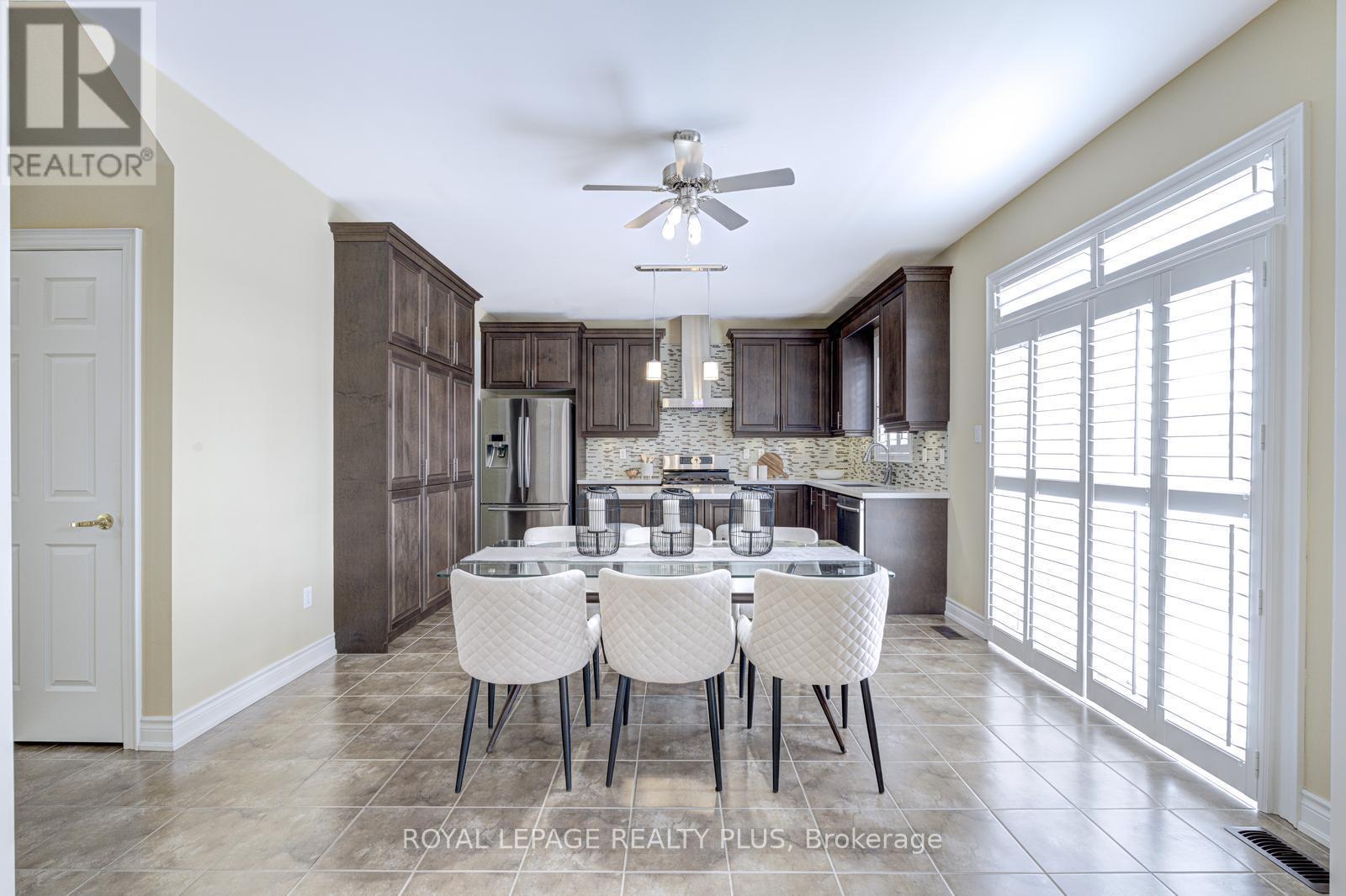 3146 Southwind Road, Mississauga, ON - Indoor Photo Showing Dining Room