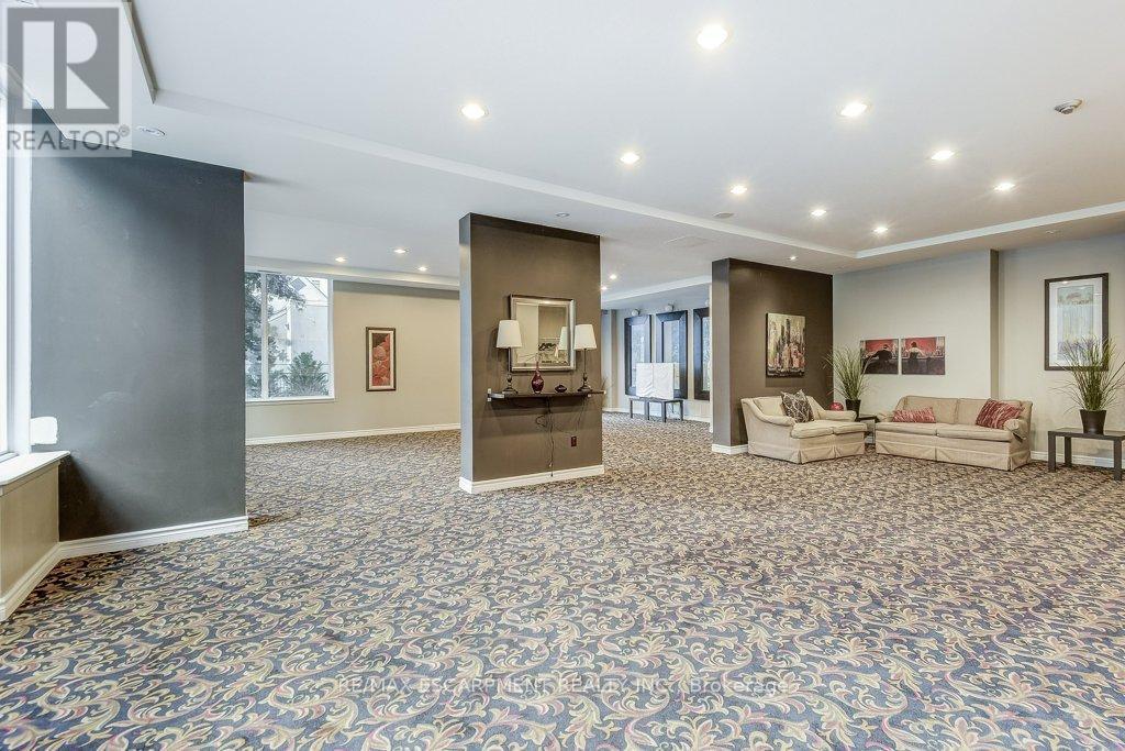 9D - 67 Caroline Street S, Hamilton, ON - Indoor