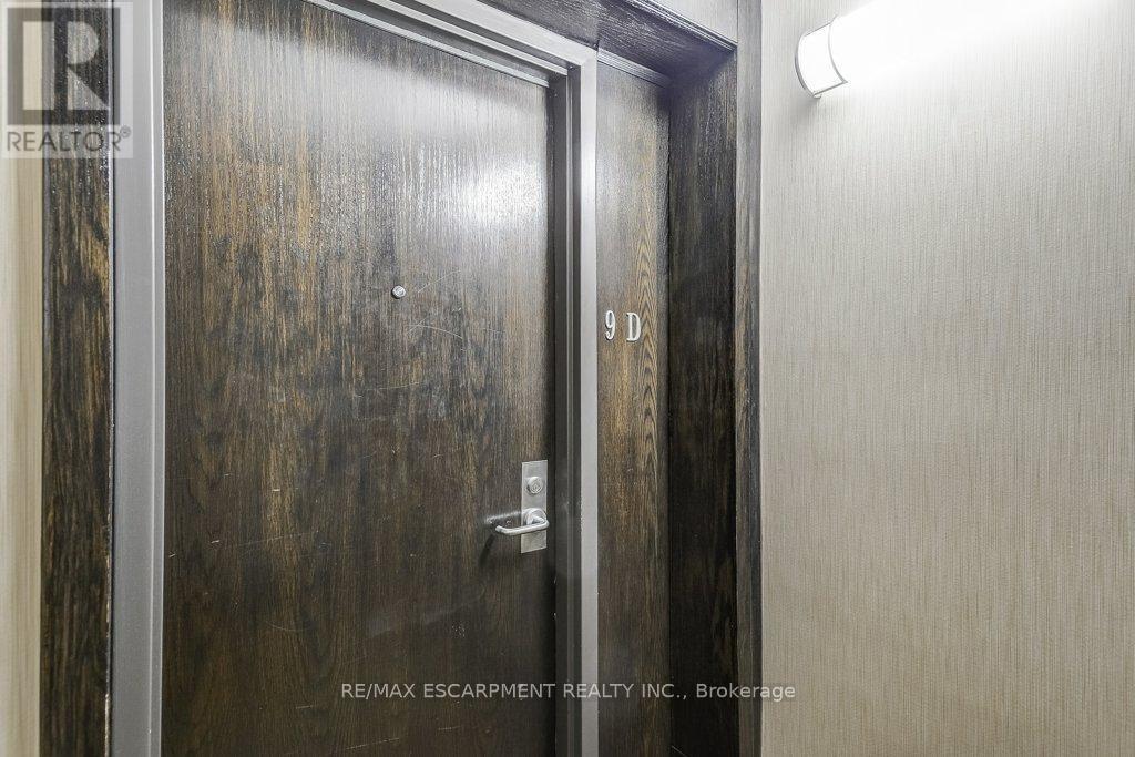 9D - 67 Caroline Street S, Hamilton, ON - Indoor