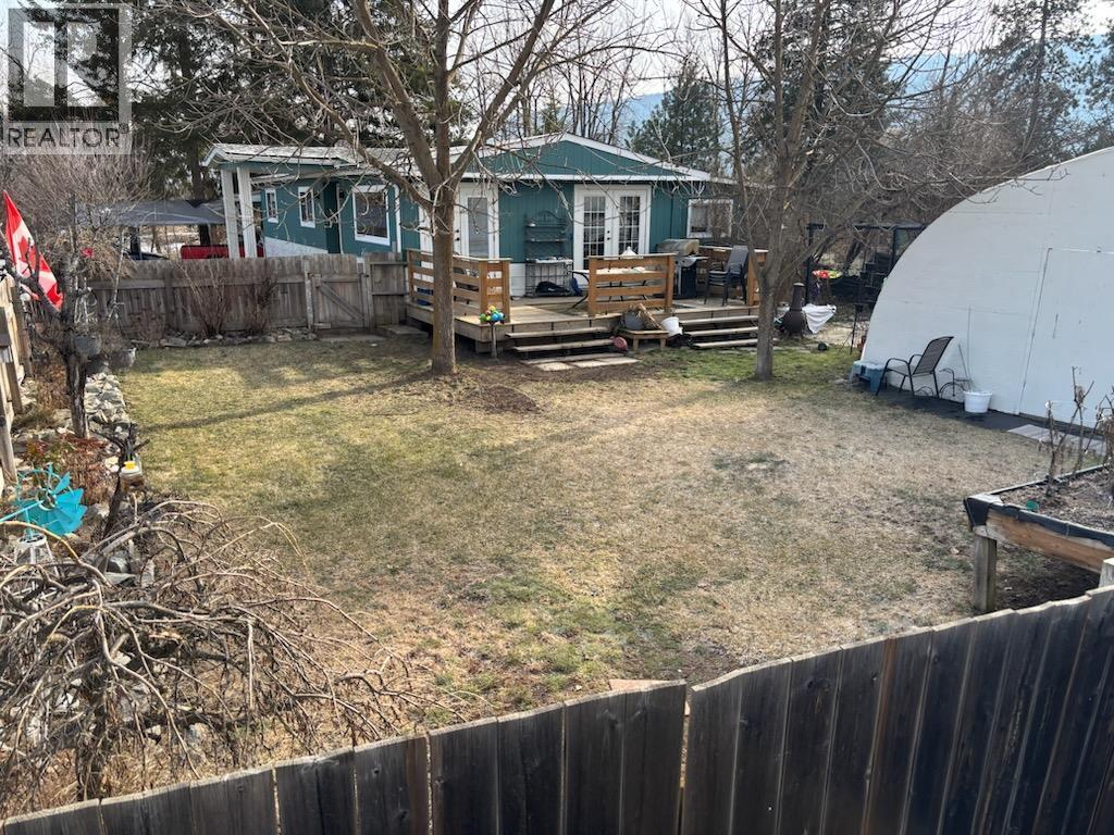 1332 66Th Street, Grand Forks, BC - Outdoor With Deck Patio Veranda