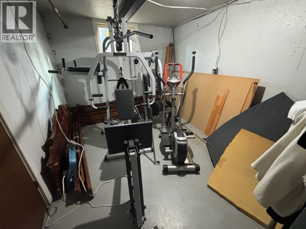 1332 66Th Street, Grand Forks, BC - Indoor Photo Showing Gym Room