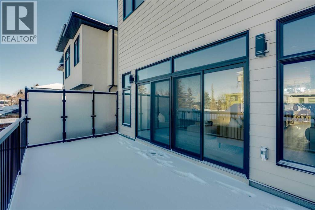 2436 30 Avenue Sw, Calgary, AB - Outdoor With Exterior