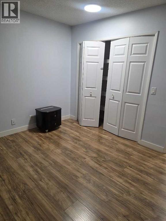 192 Templevale Road Ne, Calgary, AB - Indoor Photo Showing Other Room