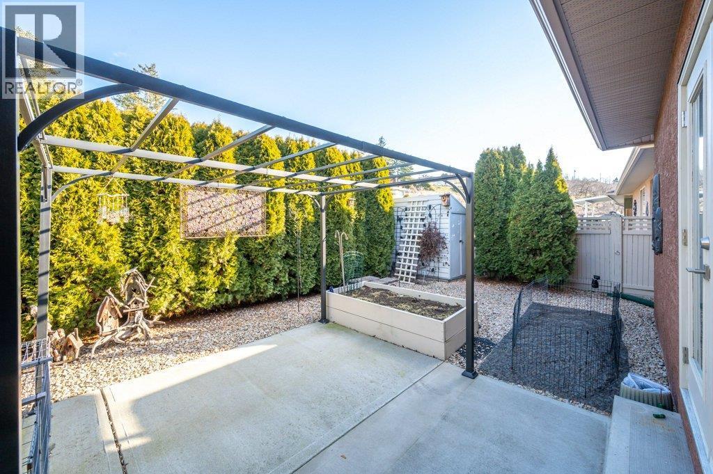 6651 Oxbow Crescent, Oliver, BC - Outdoor