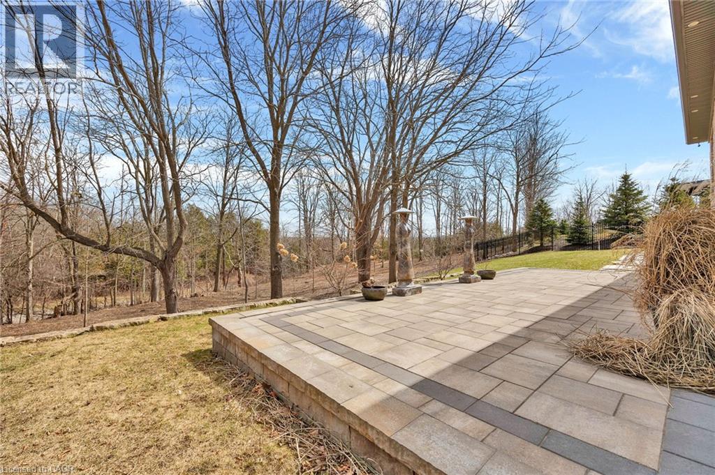 44 Pioneer Ridge Drive, Kitchener, ON - Outdoor