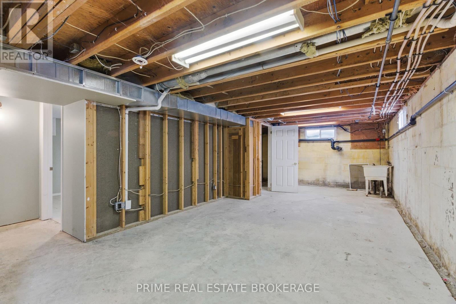 40987 Kirkton Road, South Huron (Exeter), ON - Indoor Photo Showing Basement
