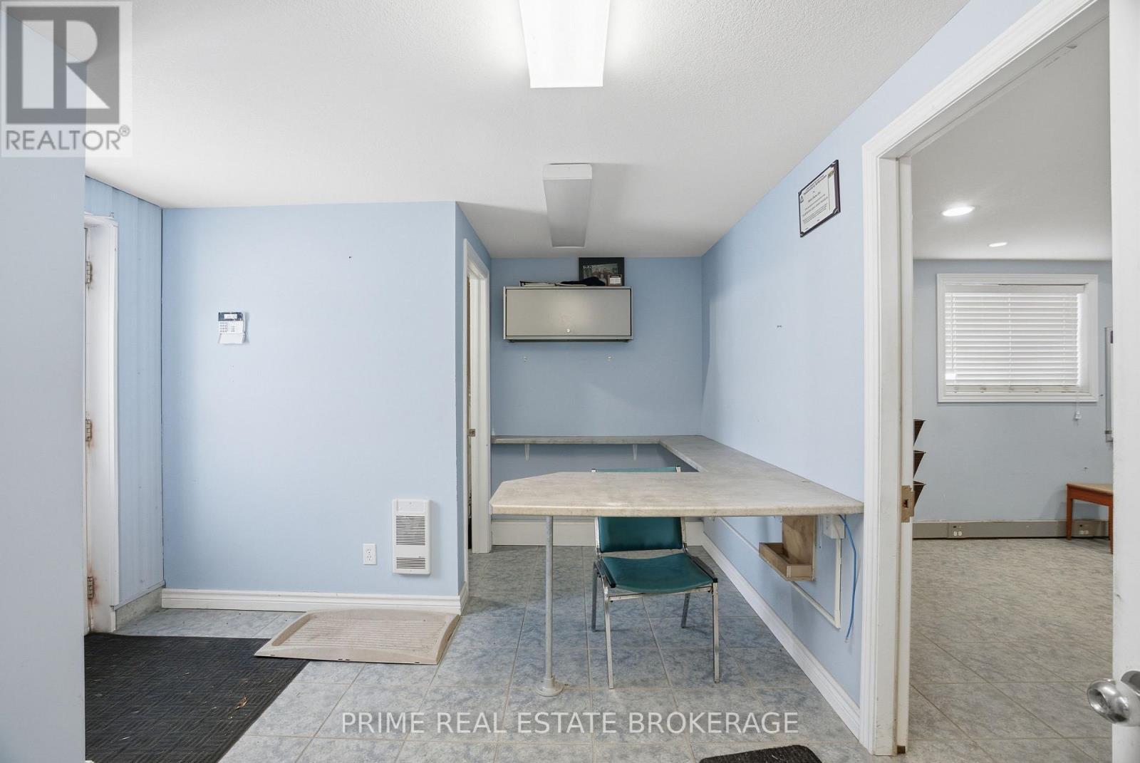 40987 Kirkton Road, South Huron (Exeter), ON - Indoor Photo Showing Other Room