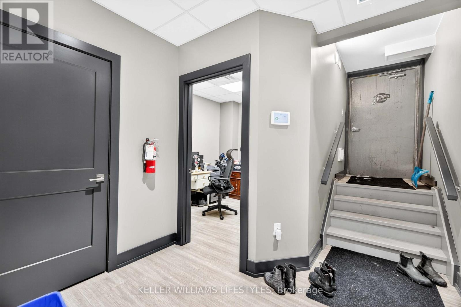 63 Front Street W, Strathroy-Caradoc (Nw), ON