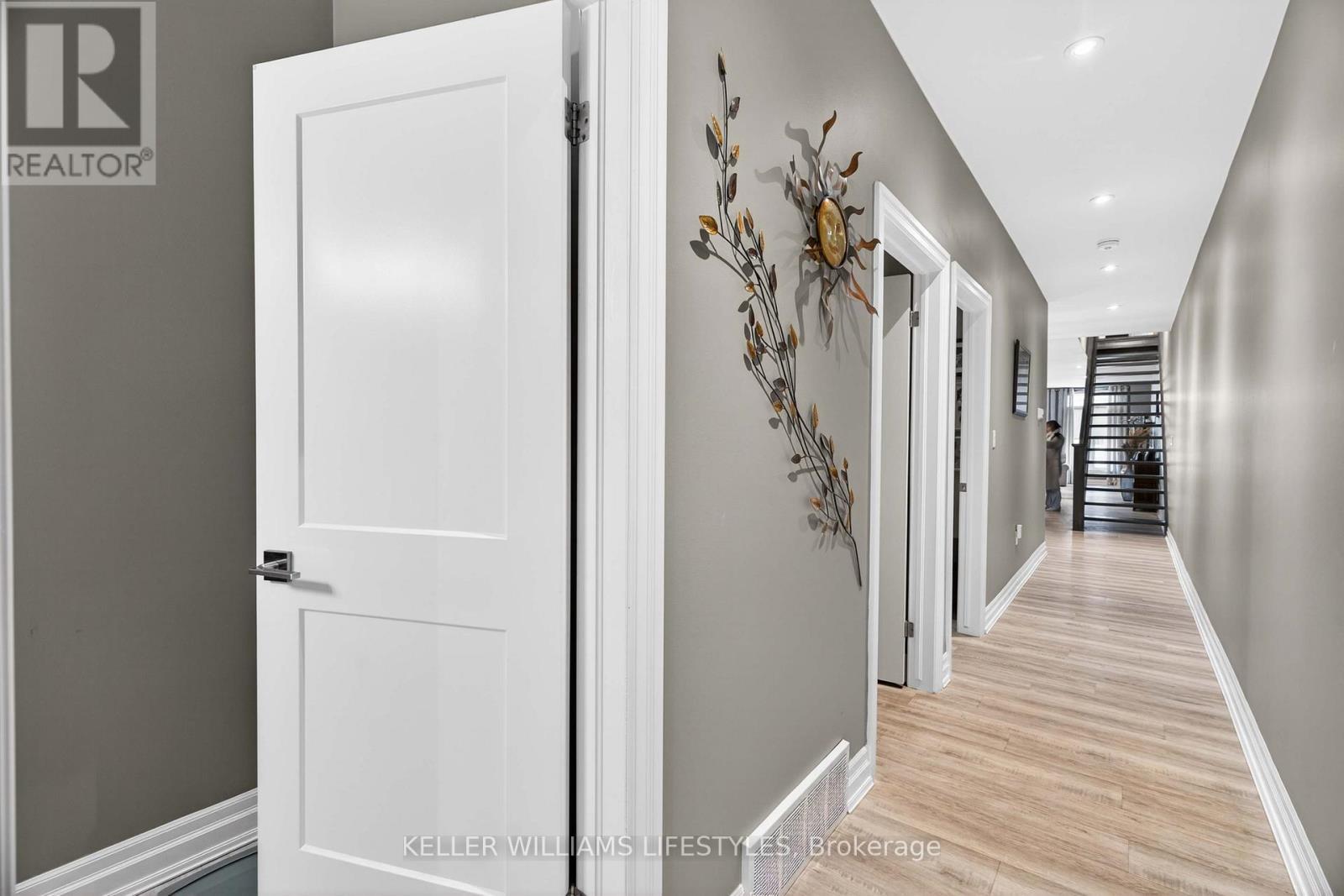 63 Front Street W, Strathroy-Caradoc (Nw), ON