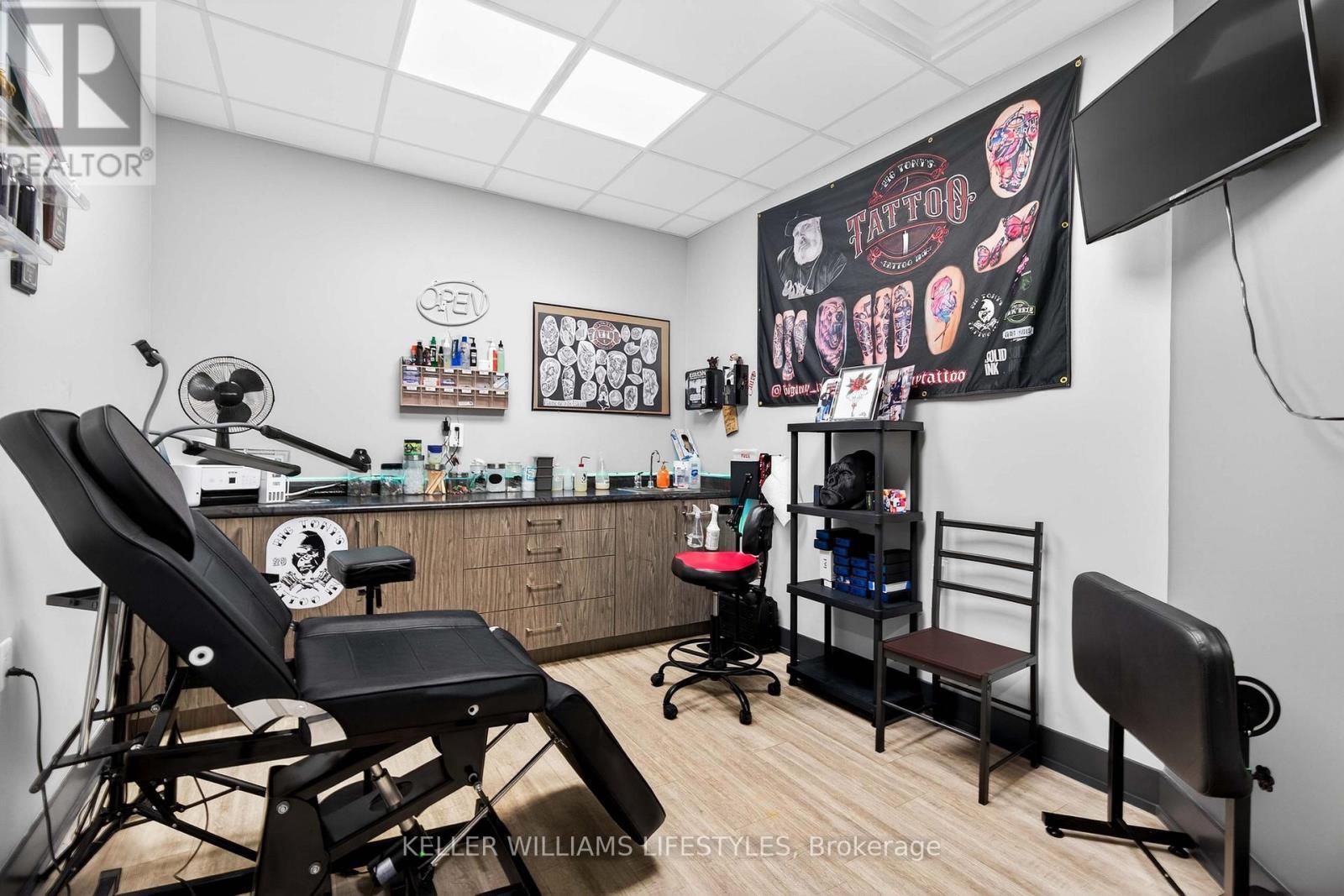 63 Front Street W, Strathroy-Caradoc (Nw), ON