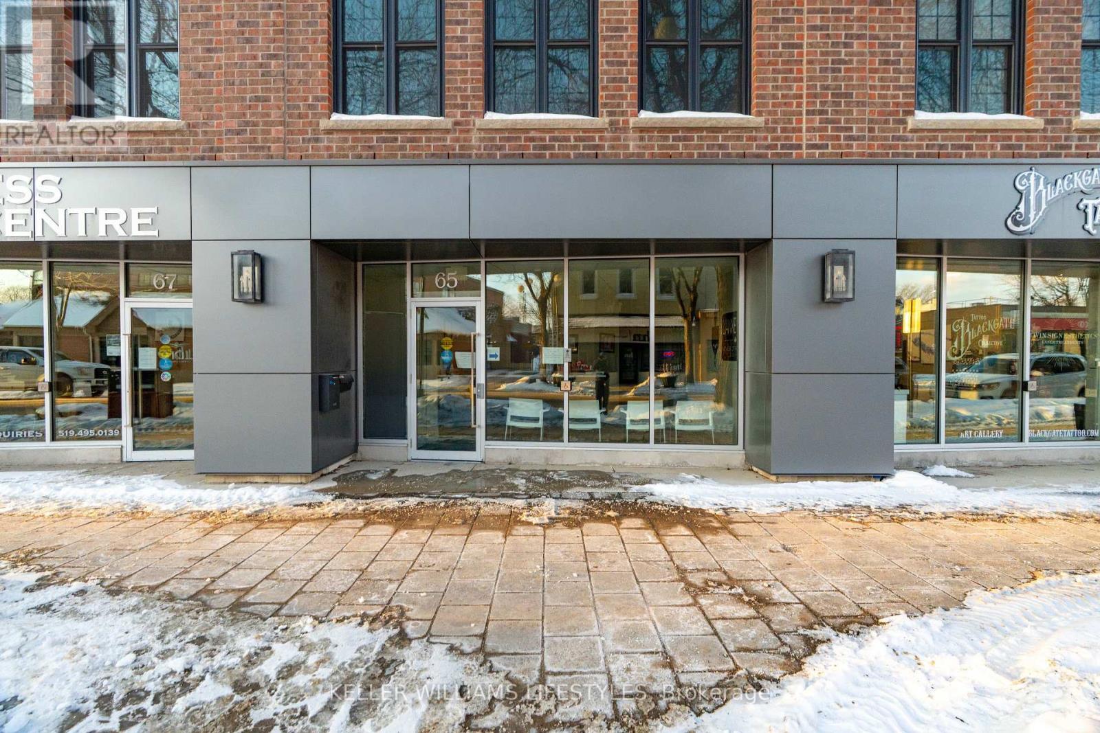 65 Front Street W, Strathroy-Caradoc (Nw), ON