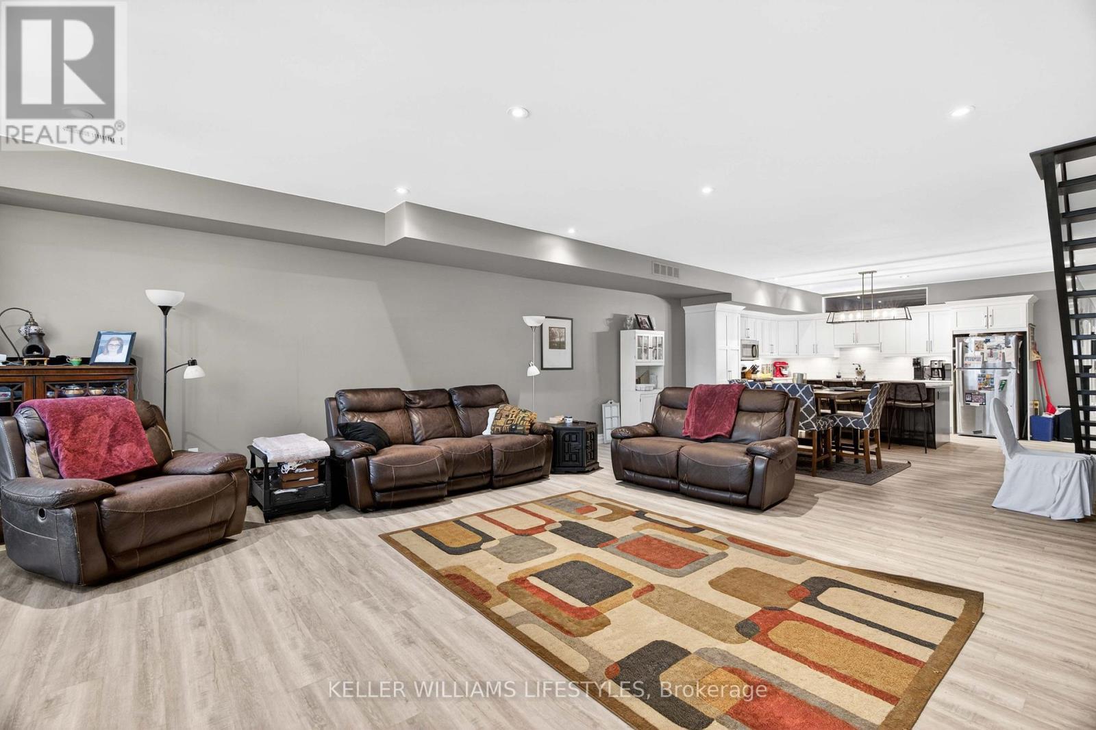 65 Front Street W, Strathroy-Caradoc (Nw), ON