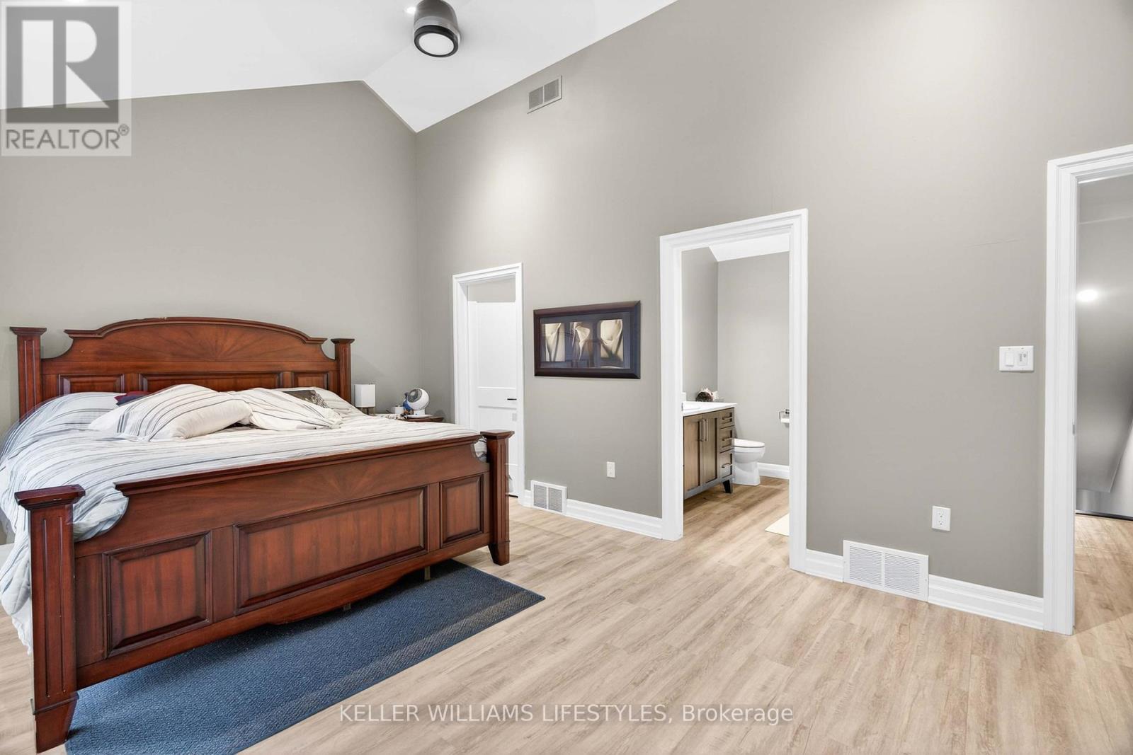 65 Front Street W, Strathroy-Caradoc (Nw), ON