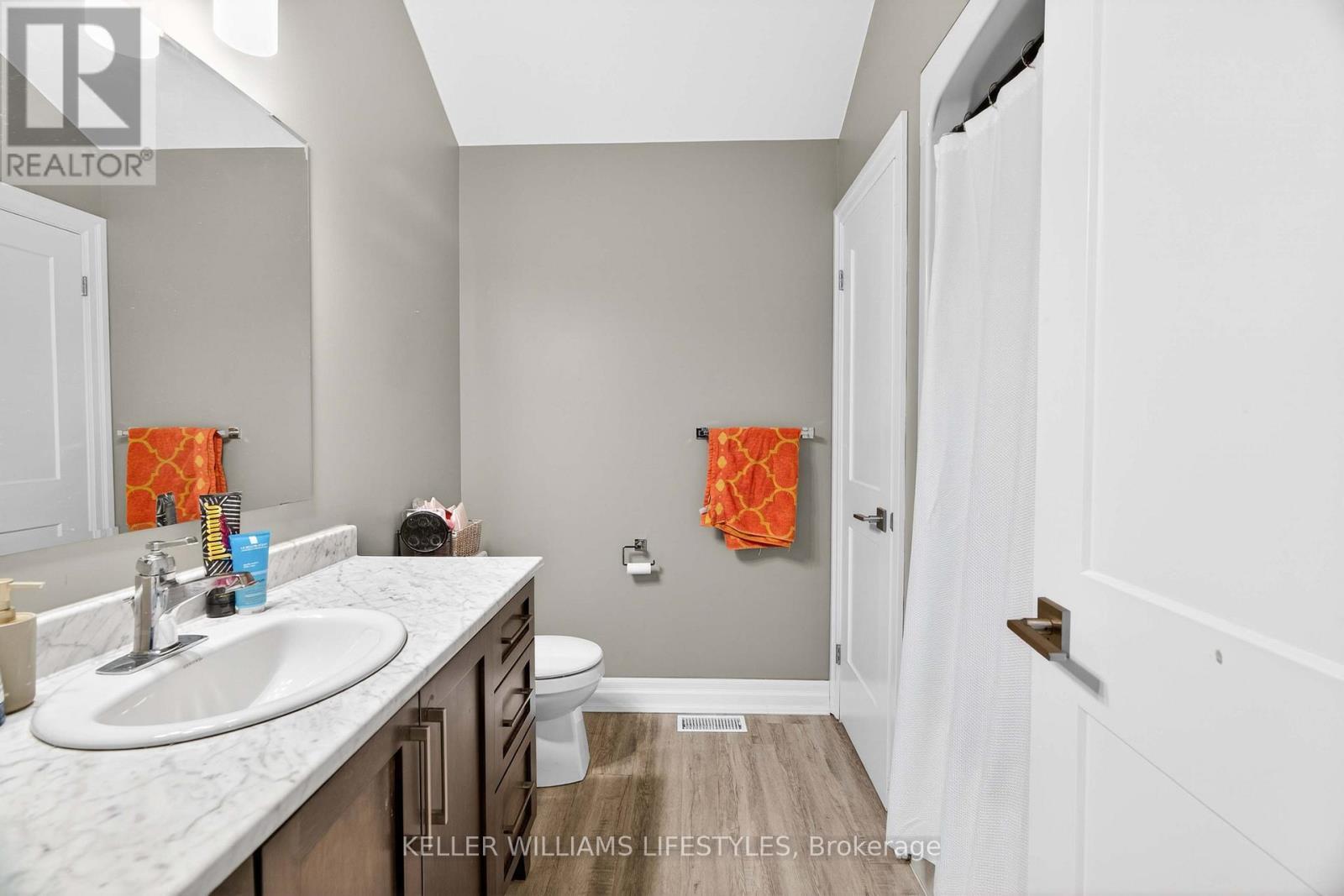 65 Front Street W, Strathroy-Caradoc (Nw), ON