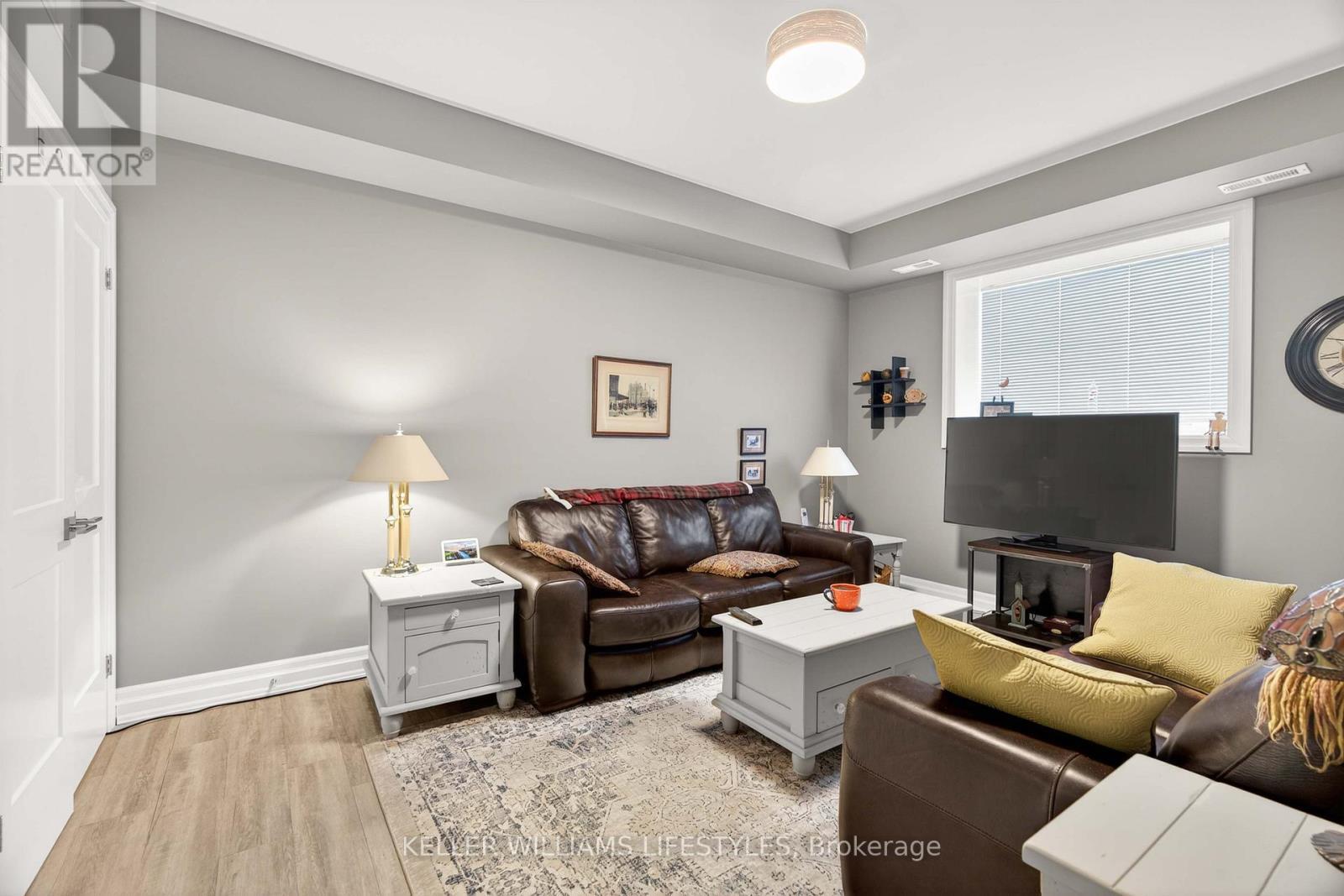 67 Front Street W, Strathroy-Caradoc (Nw), ON