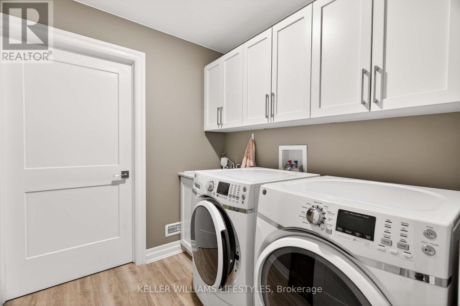 67 Front Street W, Strathroy-Caradoc (Nw), ON