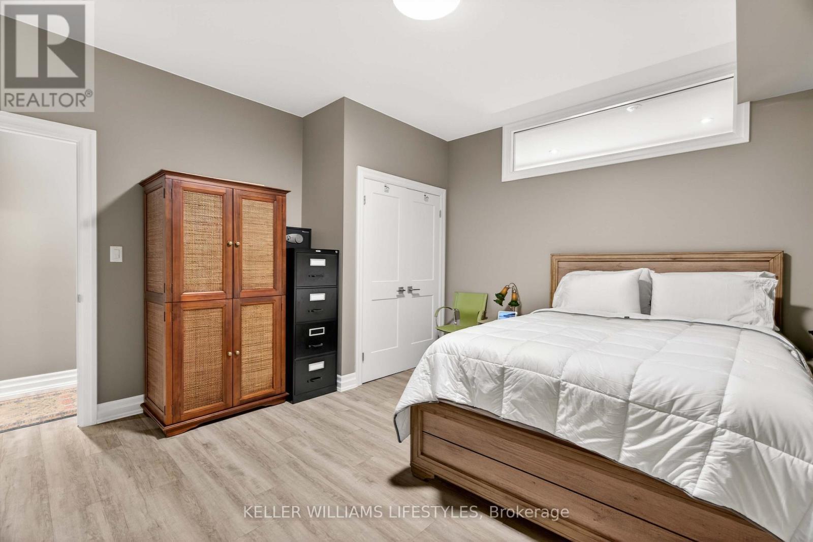 67 Front Street W, Strathroy-Caradoc (Nw), ON