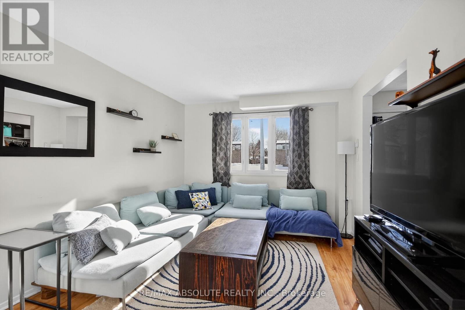 12 - 68 King Street, Ottawa, ON - Indoor