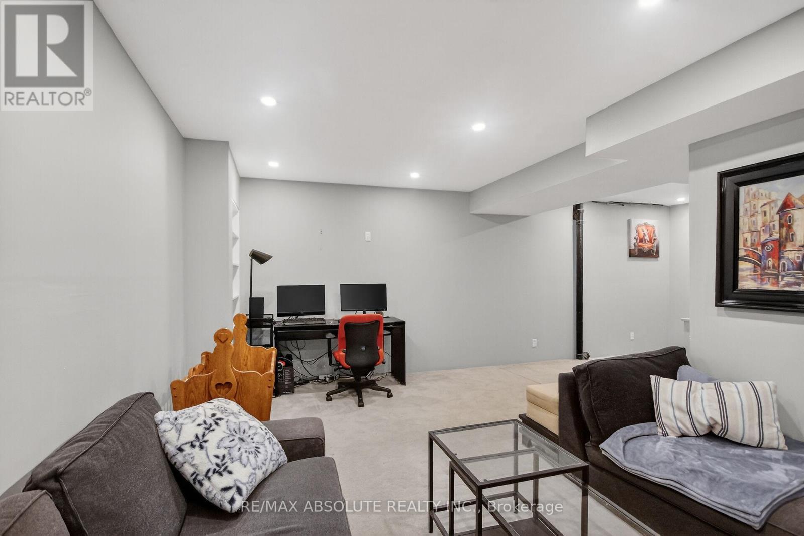 12 - 68 King Street, Ottawa, ON - Indoor