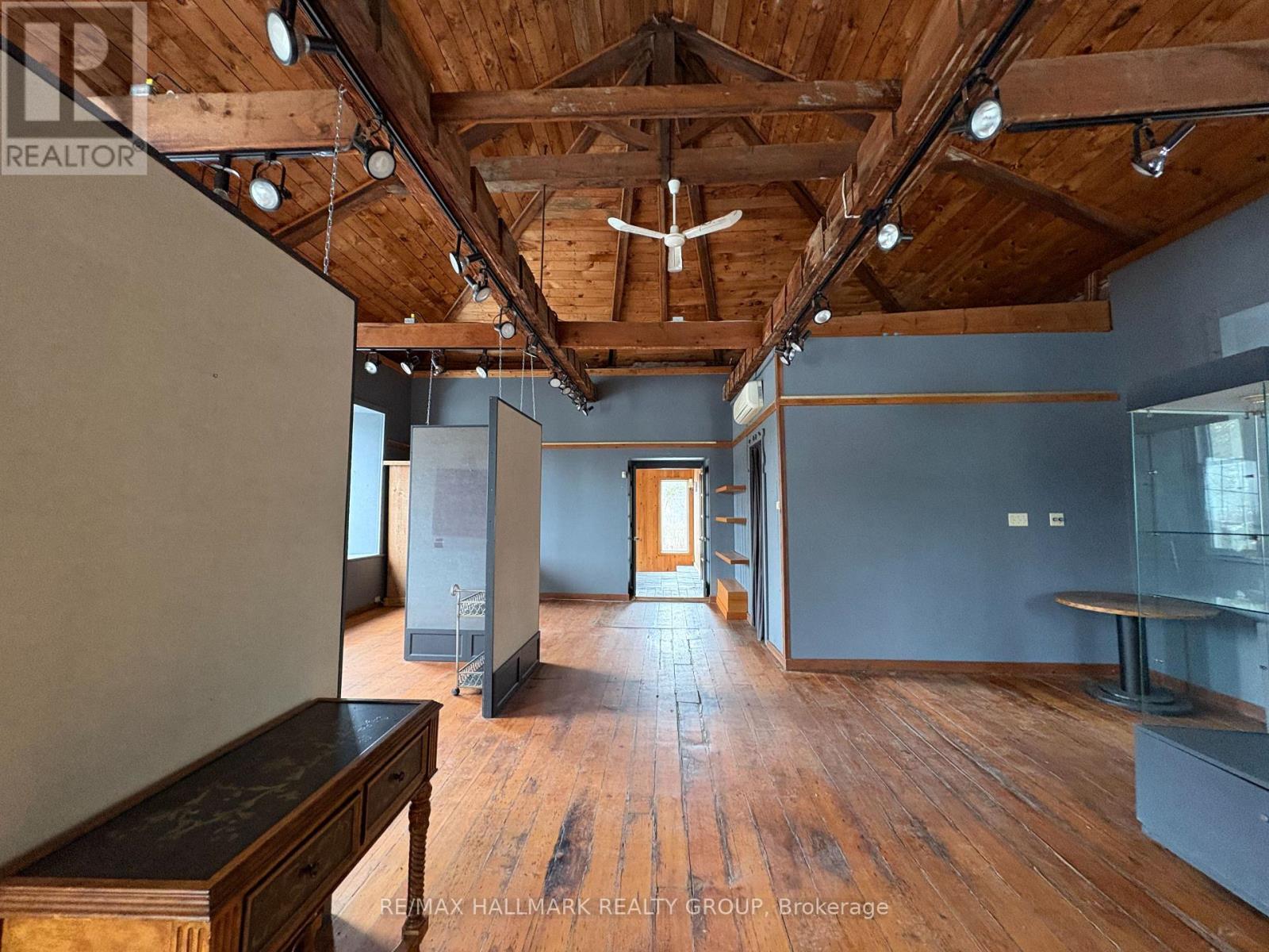 4883 Kinburn Side Road, Mississippi Mills, ON