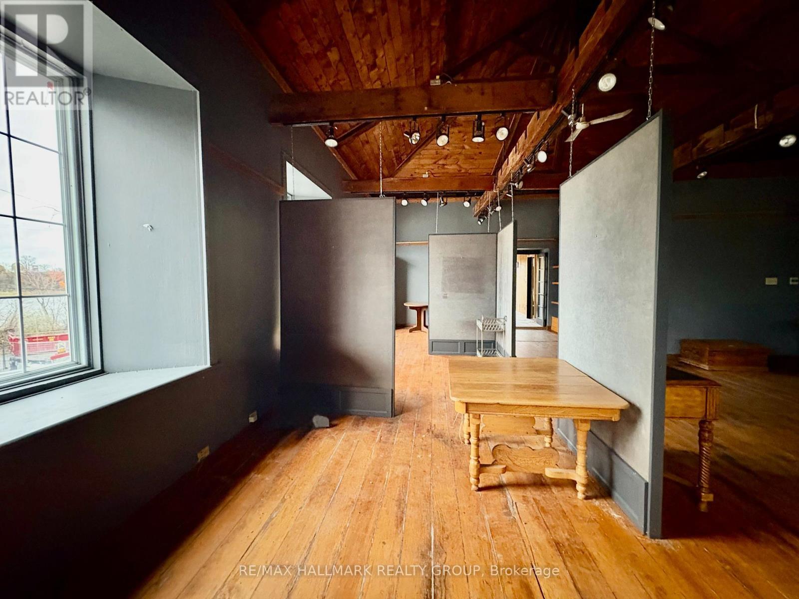 4883 Kinburn Side Road, Mississippi Mills, ON