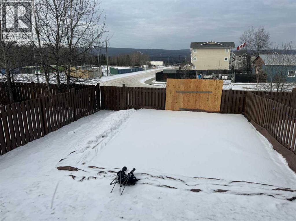 118 Wanyandi Avenue, Hinton, AB - Outdoor