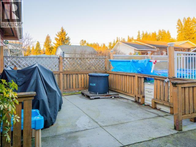 4678 Ontario Ave, Powell River, BC - Outdoor