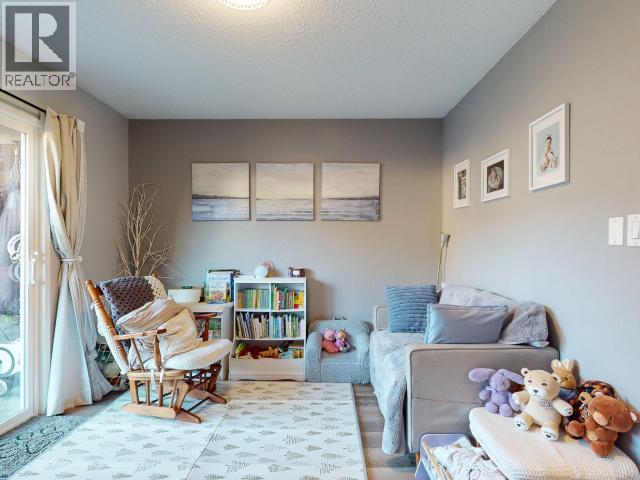 4678 Ontario Ave, Powell River, BC - Indoor