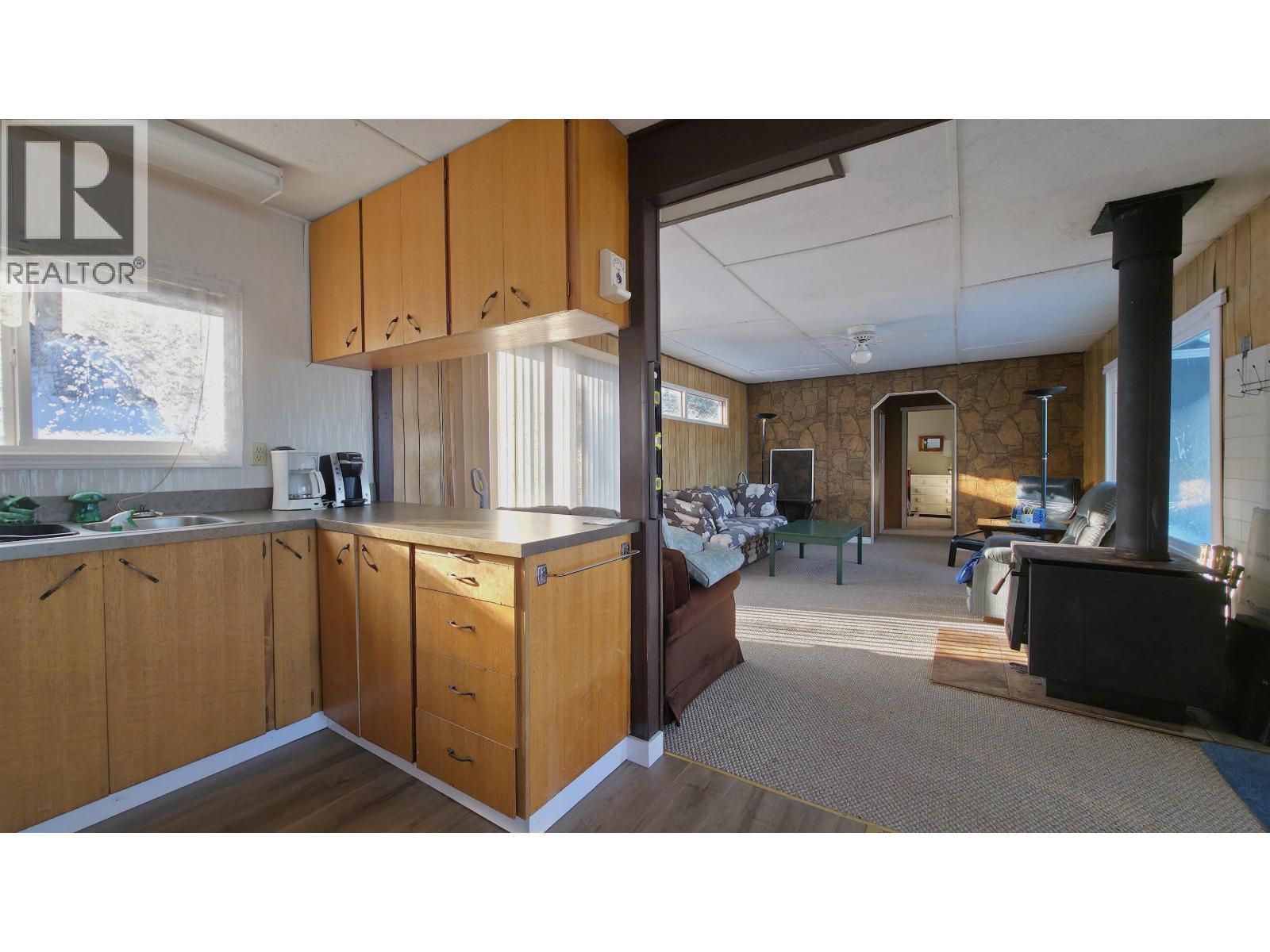 41100 S Bednesti Lake Road, Bednesti, BC - Indoor Photo Showing Kitchen With Double Sink