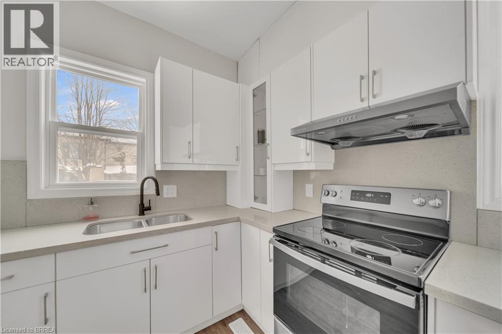 73 Hope Street E, Tavistock, ON - Indoor Photo Showing Kitchen With Double Sink