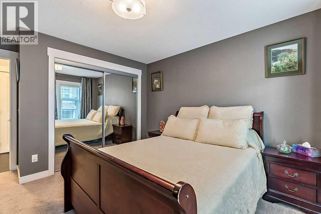 2114, 11 Mahogany Row Se, Calgary, AB - Indoor Photo Showing Bedroom