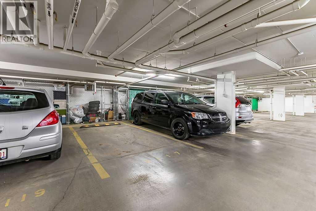 2114, 11 Mahogany Row Se, Calgary, AB - Indoor Photo Showing Garage