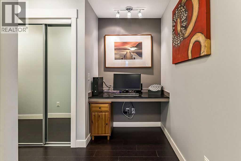 2114, 11 Mahogany Row Se, Calgary, AB - Indoor Photo Showing Other Room