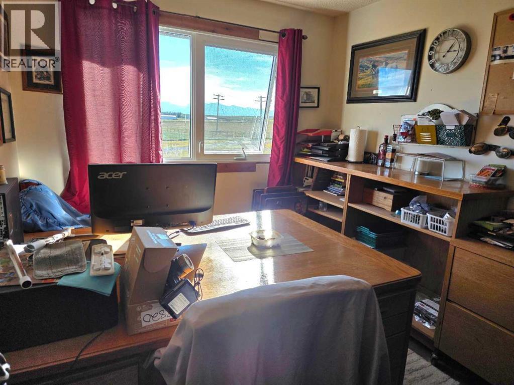275083 Twp Rd 41, Hill Spring, AB