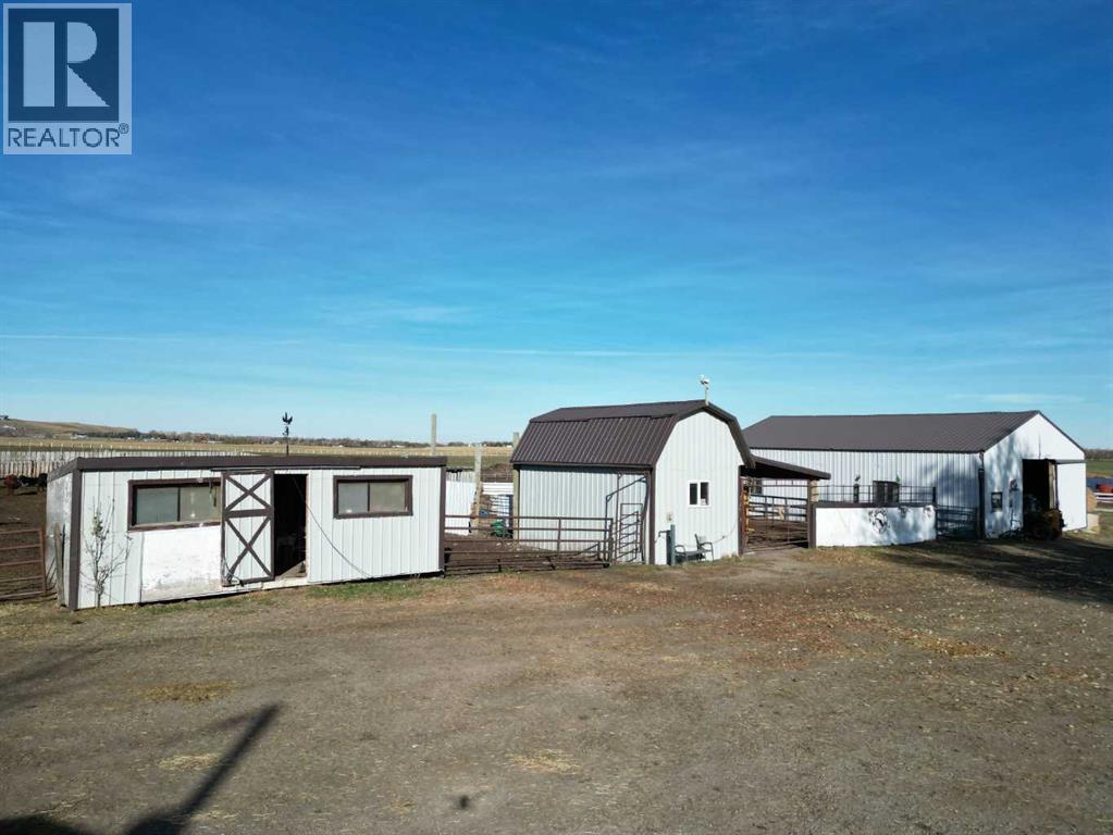 275083 Twp Rd 41, Hill Spring, AB