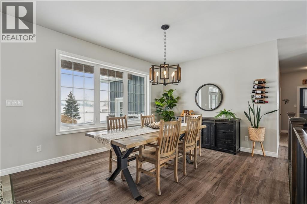 151116 12Th Line, East Garafraxa, ON - Indoor Photo Showing Dining Room