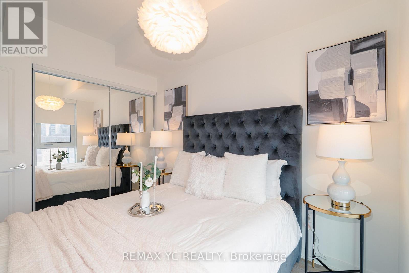 1802 - 100 Dalhousie Street, Toronto, ON - Indoor Photo Showing Bedroom