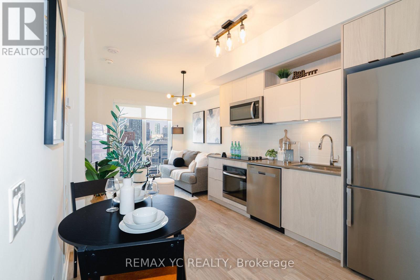 1802 - 100 Dalhousie Street, Toronto, ON - Indoor Photo Showing Kitchen With Upgraded Kitchen