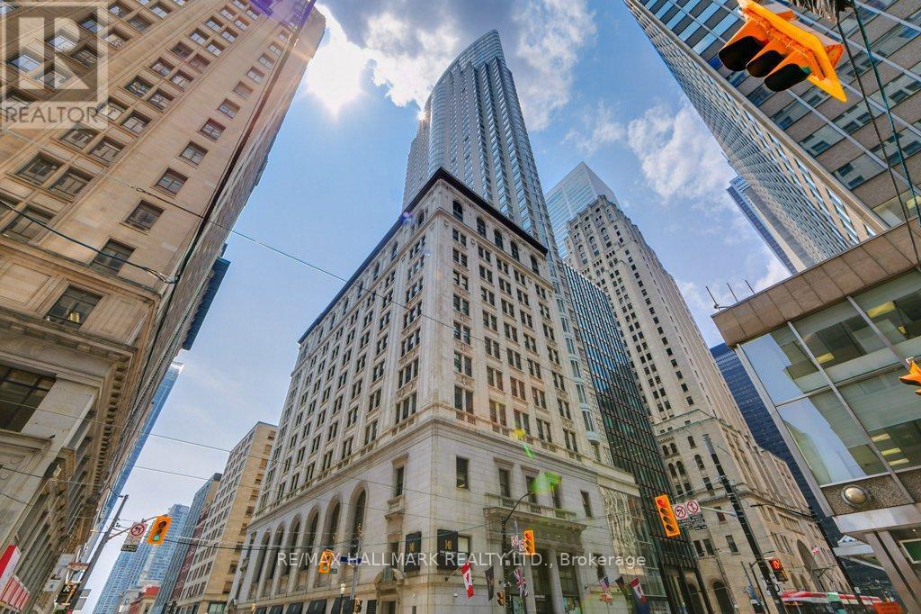 4305 - 1 King Street W, Toronto, ON - Outdoor With Facade